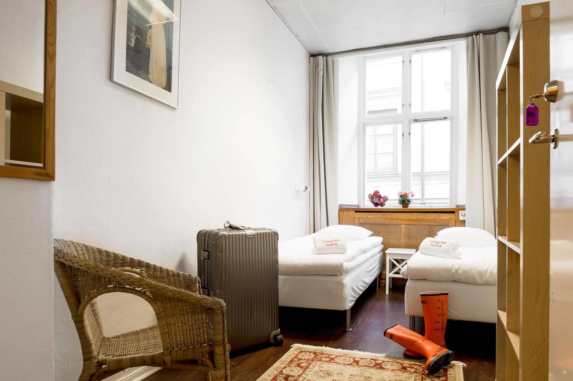 Archipelago Hostel Old Town Стокгольм Экстерьер фото